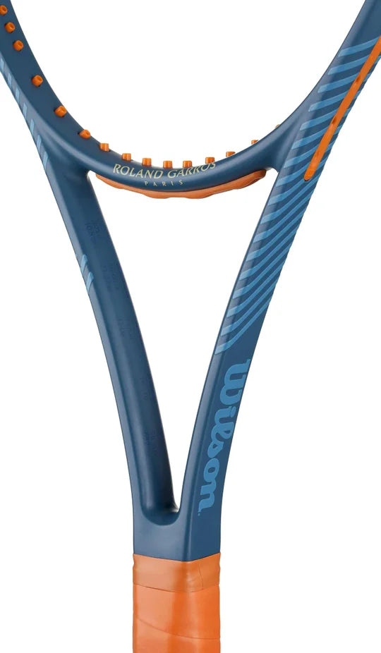 Wilson Blade 98 (305g) 16x19 v9 Roland Garros 2024 tennis racket Wilson Blade 98 (305g) 16x19 v9 Roland Garros 2024 tennis racket
