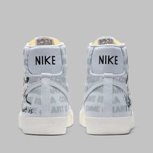 Load image into Gallery viewer, Naomi Osaka's COMME des GARÇONS CDG x Nike Blazer Mid '77 Sneaker Limited Edition