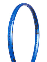 Load image into Gallery viewer, Head Instinct MP (300g) 2022 Tennis racket - NEW ARRIVAL