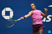 Load image into Gallery viewer, Nike Men&#39;s Fall Slam Tank (US Open) - 2025 NEW ARRIVAL
