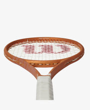 Load image into Gallery viewer, Wilson x Roland Garros Blade 98 v8 (305g) racket - Clay Limited Edition - NEW ARRIVAL
