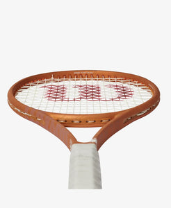 Wilson x Roland Garros Blade 98 v8 (305g) racket - Clay Limited Edition - NEW ARRIVAL