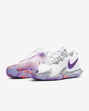 Load image into Gallery viewer, NikeCourt Air Zoom Vapor Cage 4 Women&#39;s Tennis shoe
