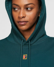 Load image into Gallery viewer, Nike Court Women&#39;s Fleece Tennis Hoodie (Classic Green)
