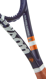 Wilson Roland Garros Blade 98 16x19 v8 (305g) Limited Wilson Roland Garros Blade 98 16x19 v8 (305g) Limited